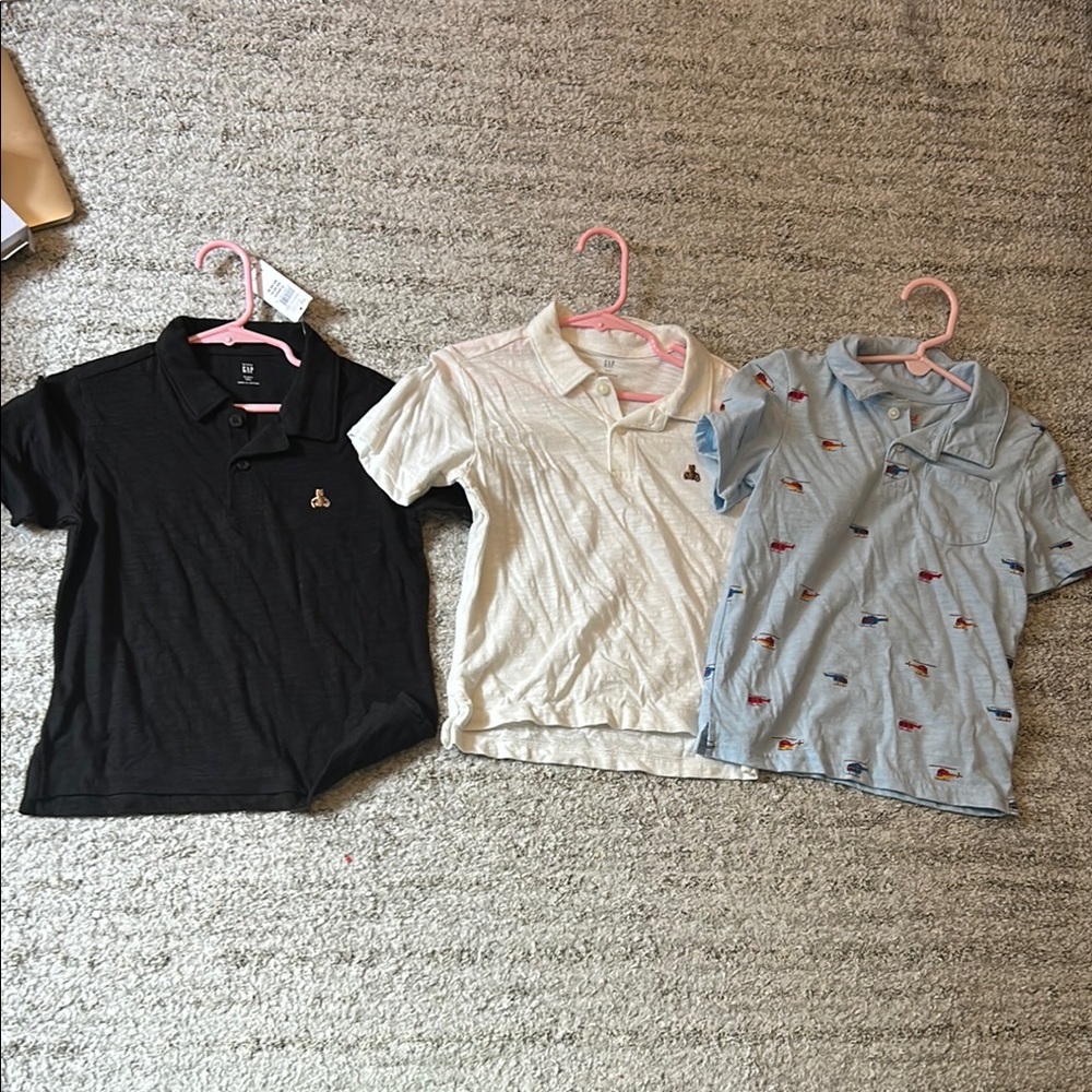 Set of 3 Boys Polo Shirts GAP / Cat & Jack (one of them is new ) SIZE 5